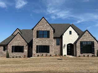 8605 E 107th St N, Owasso, OK 74055