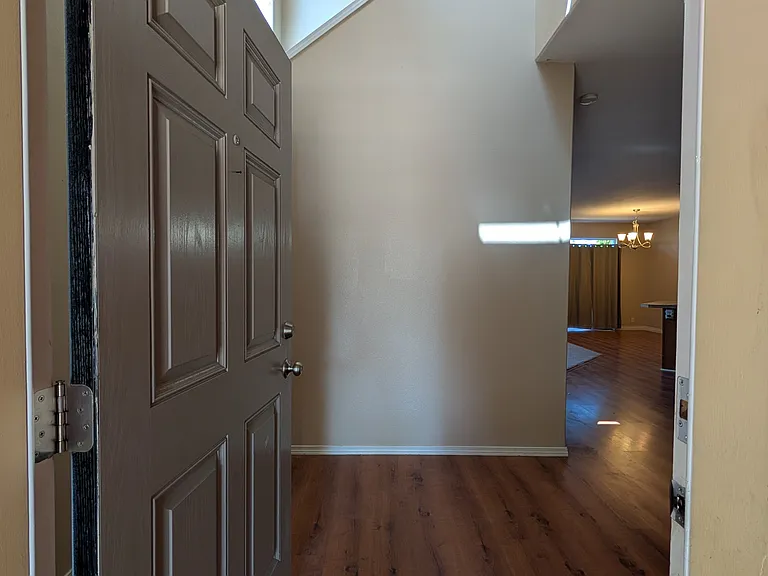 18545 SW Ping Ct — Photo 3
