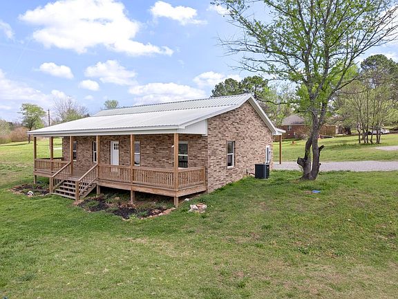 4th image of 103 N Church Rd