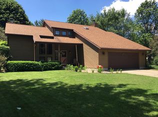 1880 Clark St, Galesburg, IL 61401