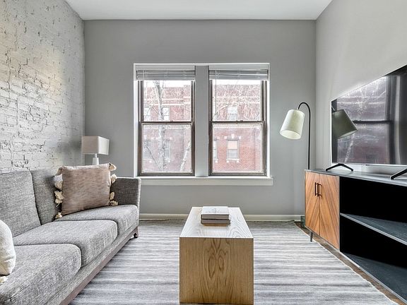 2nd image of 841 W Barry Ave #847-2B