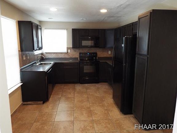 4th image of 224 Bridle Dr