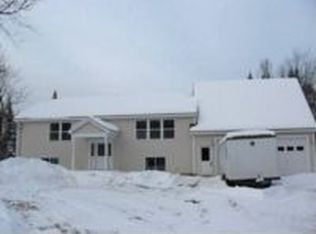 71 Meadow Brook Dr, Belgrade, ME 04917