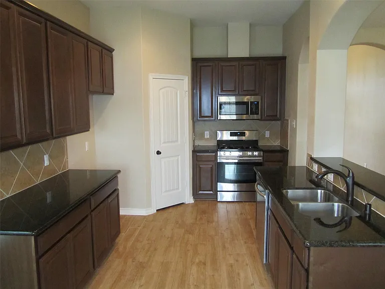 3408 Borden Gully Dr — Photo 10