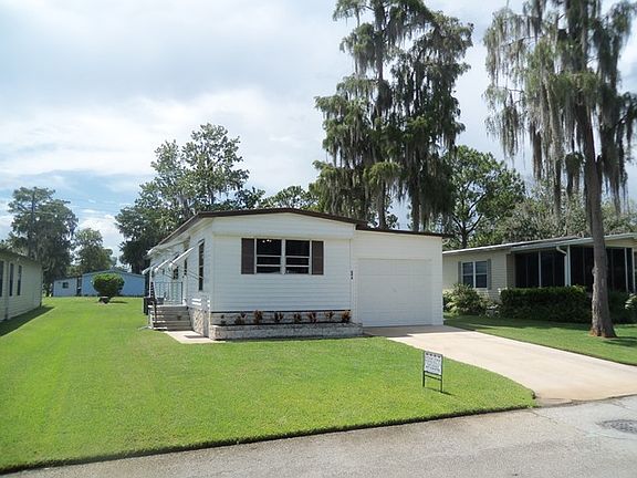 3rd image of 69 Pickering Dr Unit A