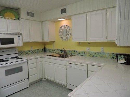 5th image of 9009 N Plaza Dr Unit 121