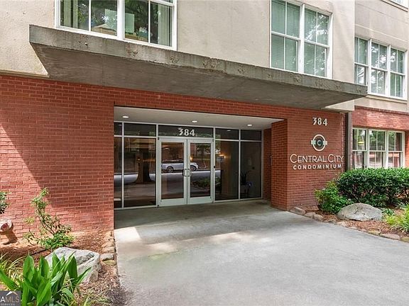 4th image of 384 Ralph McGill Blvd NE Unit 123