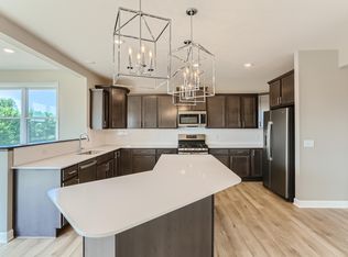 20466 Ginger Ct, Lakeville, MN 55044
