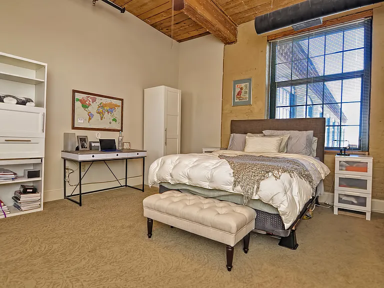 Huge Bedrooms!