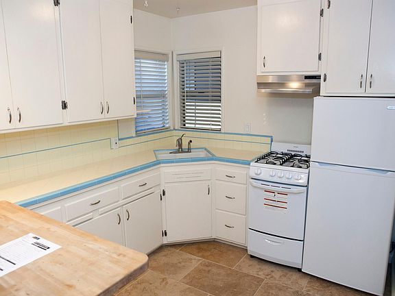 2nd image of 346 W Main St