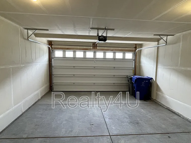 1088 E Waterway Ln #1 — Photo 9