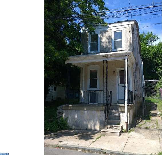 1st image of 6074 N Beechwood St