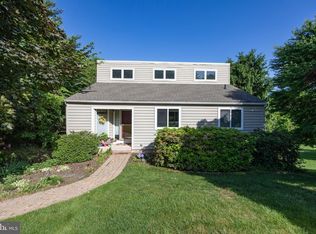 239 Beacon Dr, Phoenixville, PA 19460