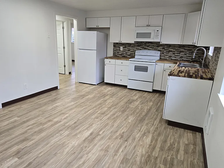 4564 State St #4566 — Photo 2