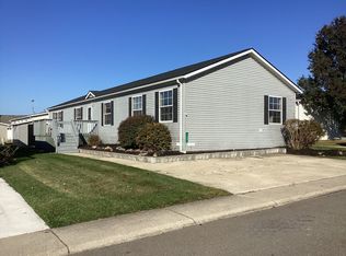 163 Oakwood #163, Saline, MI 48176