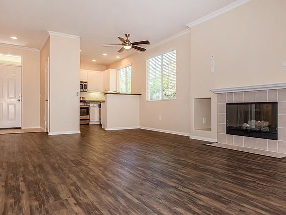 3rd image of 10940 Evening Creek Dr E APT 105
