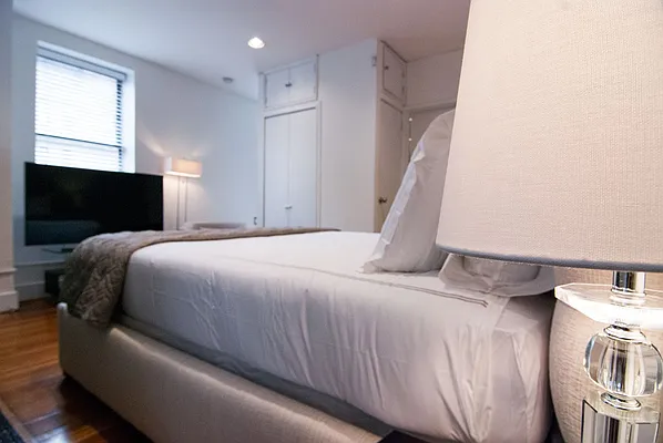 Rented by WAM Partners - William Moses Co. | media 49