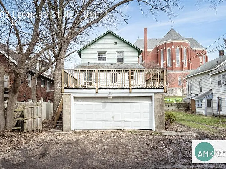 202 Leonard St NE #1 — Photo 14