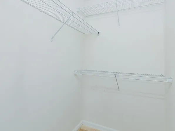 4702 Pennoak Ln APT G, Greensboro, NC 27409