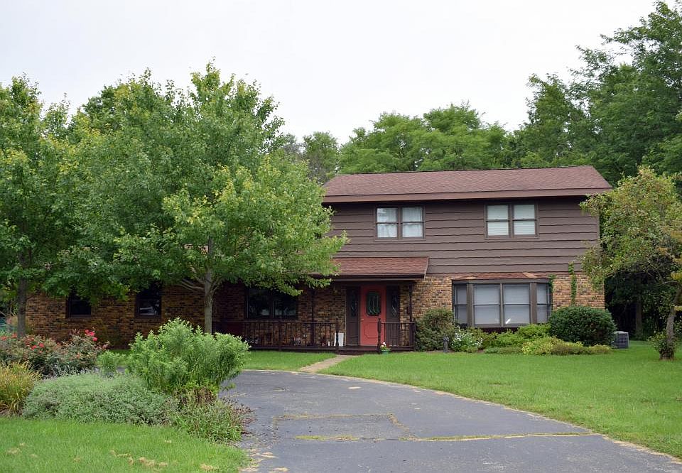 1st image of 408 Fairfield Dr