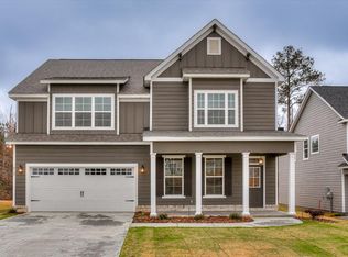 910 Walker Point Dr, Grovetown, GA 30813