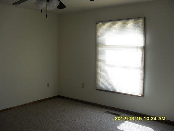 2nd image of 708 S D St