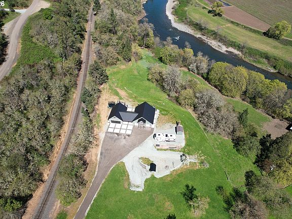 2nd image of 3716 Weaver Rd