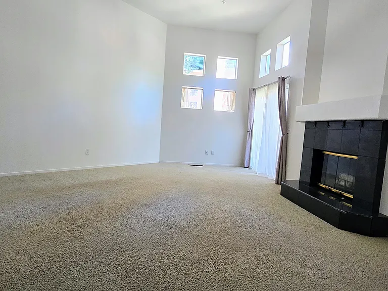 Fresh paint and eco-friendly mineral cleaned carpet (Sep 2025).