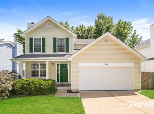 528 Elm Crossing Ct, Ballwin, MO 63021