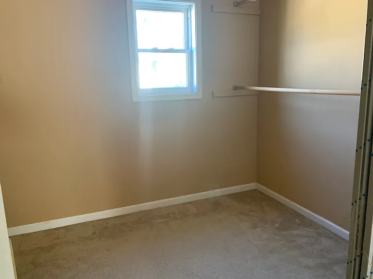 211 Aquahart Rd #B — Photo 11