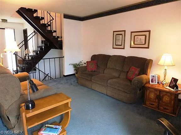 4th image of 26516 Sussex Dr