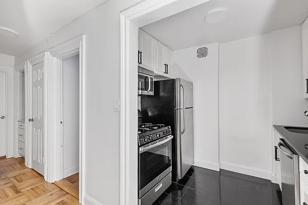 Rented by Oxford Property Group | media 21