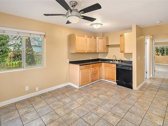 4th image of 10533 Interlake Ave N
