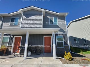 393 Jeremy Ln, Blackfoot, ID 83221