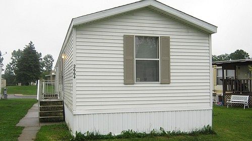 1st image of 2692 Cour Regis St