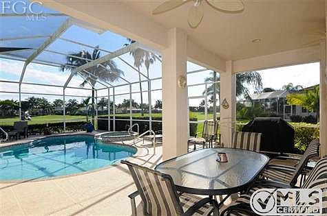 4th image of 9361 Garden Pointe Ct