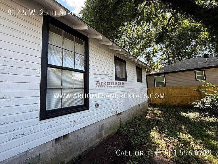 812.5 W 25th St — Photo 11