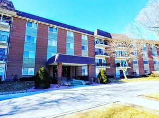 1030 S Fernandez Ave OFFICE 1-R, Arlington Heights, IL