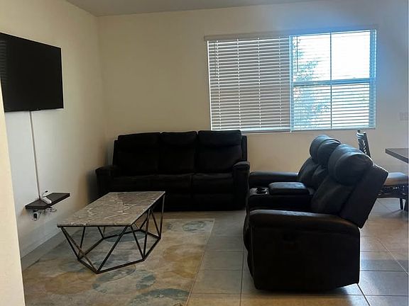 5th image of 706 Longboat Dr