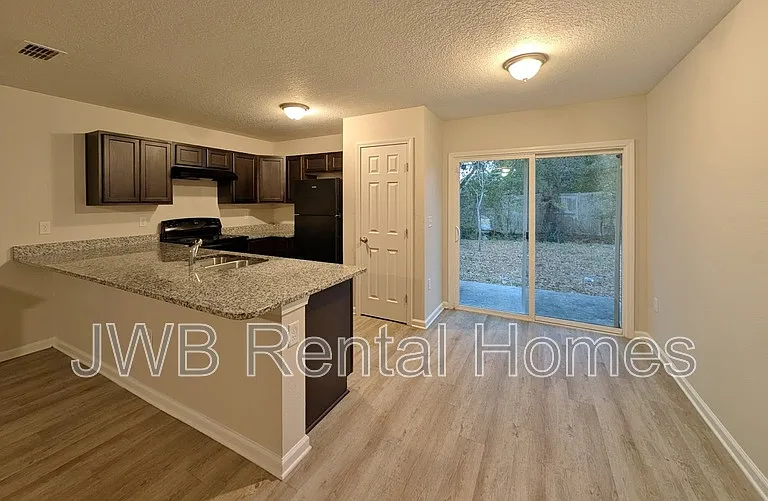 7796 Playschool Ln — Photo 3