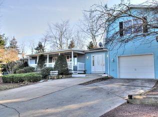 2396 Felty Rd, Palmyra, PA 17078