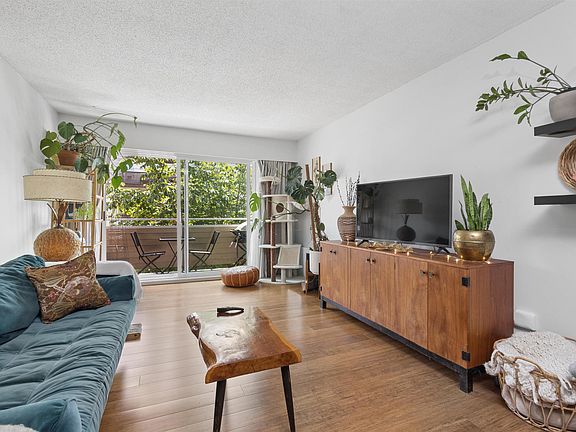 2nd image of 750 E 7th Ave #319