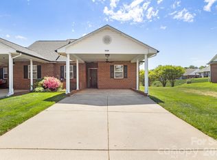3929 Jasmine Ln, Denver, NC 28037