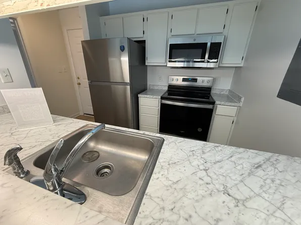 Lake Park Co-living Rooms