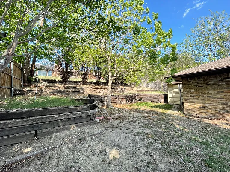 2917 Elsinor Dr — Photo 22