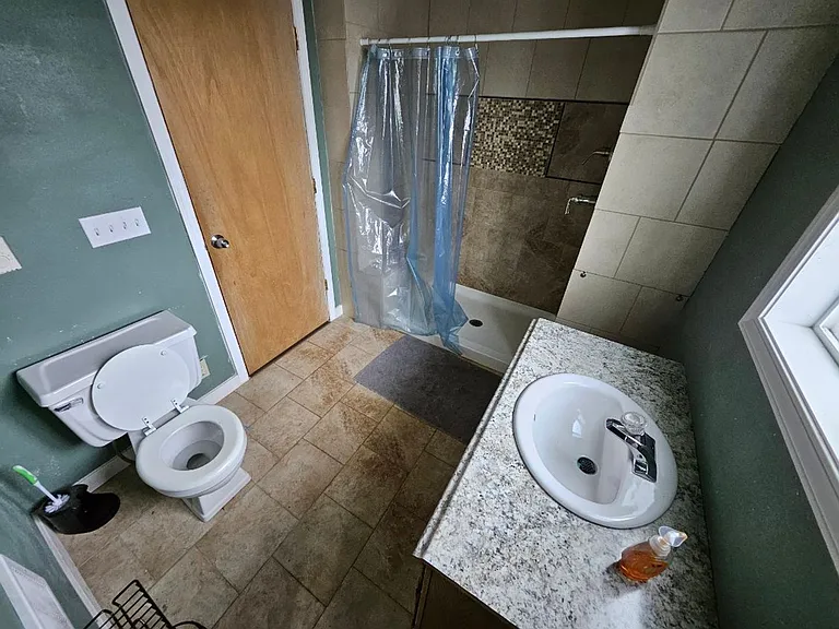 435 Ash St — Photo 6