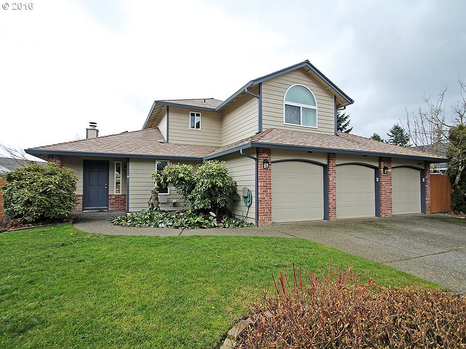 1st image of 701 NE Countryside Dr