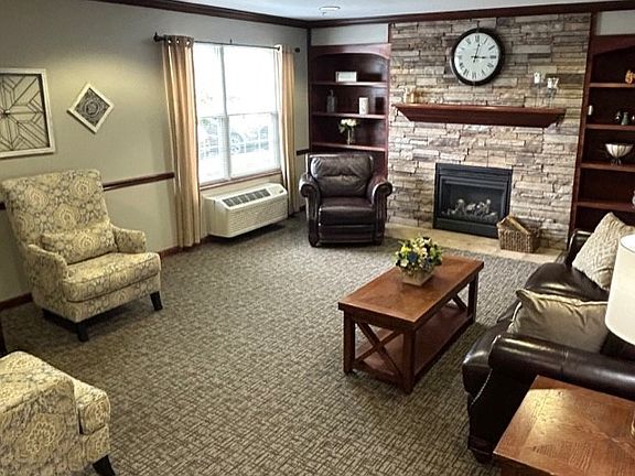2nd image of 4770 Middle Settlement Rd #113