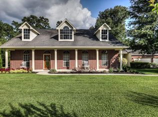 103 Fish Creek Ln, Montgomery, TX 77316