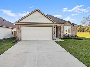 520 Shoreview Dr, Conroe, TX 77303